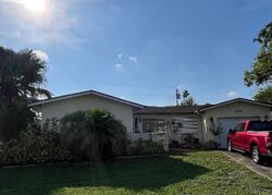 Pre-foreclosure in  Hubbard Dr Rockledge, FL 32955