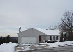 Pre-foreclosure in  Wisteria Dr Naugatuck, CT 06770