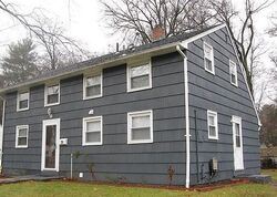 Pre-foreclosure in  Beatrice Ave Bloomfield, CT 06002