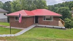 Pre-foreclosure in  EHMAN DR Charleston, WV 25302