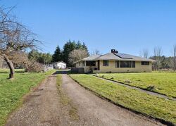Pre-foreclosure in  Porter Creek Rd Elma, WA 98541