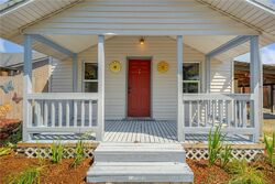 Pre-foreclosure in  S EMENS AVE Darrington, WA 98241