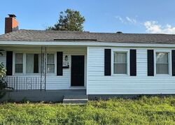 Pre-foreclosure in  Green Meadow Dr Portsmouth, VA 23701
