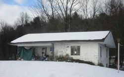 Pre-foreclosure in  North Dr Valencia, PA 16059