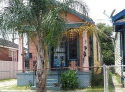 Pre-foreclosure in  BARTHOLOMEW ST New Orleans, LA 70117