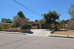 Pre-foreclosure in  Schell Pl Ne Albuquerque, NM 87106