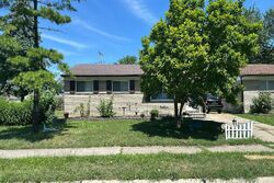 Pre-foreclosure in  State Park Center Line, MI 48015