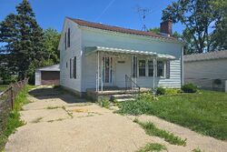 Pre-foreclosure in  Stewart Ave Warren, MI 48089