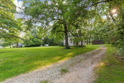 Pre-foreclosure in  Gilletts Lake Rd Jackson, MI 49201