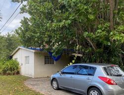 Pre-foreclosure in  Sw 89th Ave Miami, FL 33165