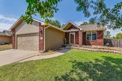 Pre-foreclosure in  E Mount Vernon St Wichita, KS 67207