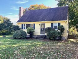 Pre-foreclosure in  Hickory Rd Colchester, CT 06415