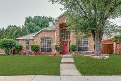 Pre-foreclosure in  COVEY LN Frisco, TX 75035