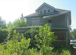 Pre-foreclosure in  Wilshire Dr Detroit, MI 48213