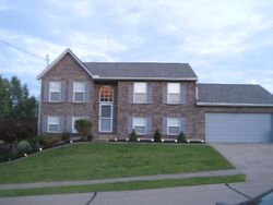 Pre-foreclosure in  Evergreen Dr Ft Mitchell, KY 41017