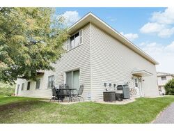 Pre-foreclosure in  N Park Dr  Saint Paul, MN 55119