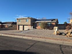 Pre-foreclosure in  Bar Harbor Pl NE Albuquerque, NM 87111