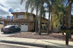 Pre-foreclosure in  Country Crest Dr Moreno Valley, CA 92557