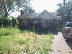  Maple Dr, Memphis TN