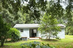  Audubon Dr, Pensacola FL