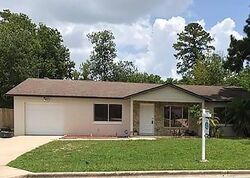  Hidden Lake Dr, Sanford FL