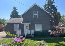 Pre-foreclosure in  S James Ave Silverton, OR 97381