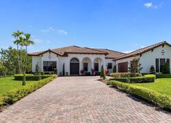 Pre-foreclosure in  Estates Rd Fort Lauderdale, FL 33328