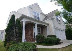 Pre-foreclosure in  HOLM OAK PL Charlotte, NC 28262
