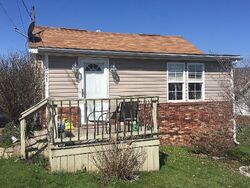 Pre-foreclosure in  Kensington Ave Morgantown, WV 26505