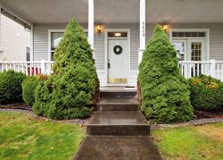 Pre-foreclosure in  16th Ave Se Olympia, WA 98513