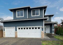 Pre-foreclosure in  Se 281st Ct Maple Valley, WA 98038