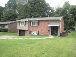 Pre-foreclosure in  Holiday Park Dr Pittsburgh, PA 15239