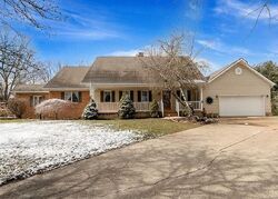 Pre-foreclosure in  Kehner Rd Mogadore, OH 44260