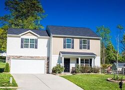 Pre-foreclosure in  RED BIRCH PL Kannapolis, NC 28081