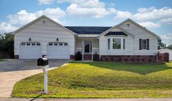 Pre-foreclosure in  DANCING SHOES CT Clayton, NC 27520