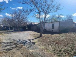 Pre-foreclosure in  Geronimo St Hurley, NM 88043