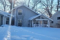 Pre-foreclosure in  PINE ROW CT Saint Louis, MO 63146