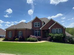 Pre-foreclosure in  Northpointe Loop Oxford, MS 38655
