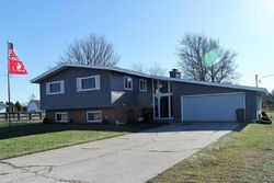 Pre-foreclosure in  E BARD RD Muskegon, MI 49445