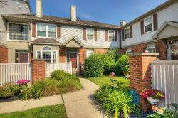 Pre-foreclosure in  Pointe Xing Plymouth, MI 48170