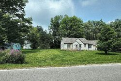  Almont Rd, Allenton MI