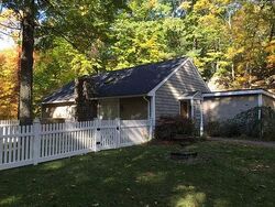 Pre-foreclosure in  CENTRE ST Dover, MA 02030