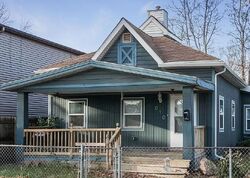 Pre-foreclosure in  3rd Ave Sw Cedar Rapids, IA 52404