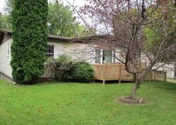 Pre-foreclosure in  Emerald Dr Davenport, IA 52804