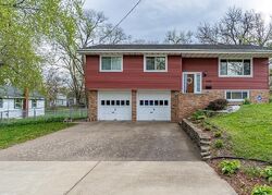 Pre-foreclosure in  W Fremont St Peoria, IL 61605