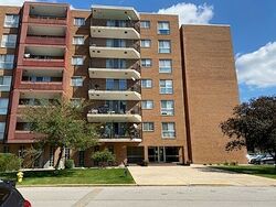 Pre-foreclosure Listing in Park Ave Apt 444 CALUMET CITY, IL 60409
