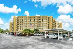 Pre-foreclosure in  Riverview Rd  Deerfield Beach, FL 33441