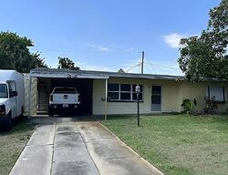 Pre-foreclosure in  Marilyn Ave Bradenton, FL 34207