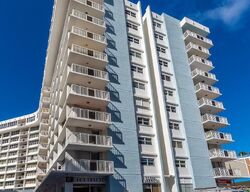 Pre-foreclosure in  S Ocean Dr  Hallandale, FL 33009