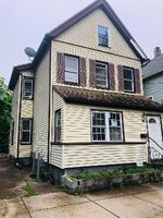 Pre-foreclosure in  Hazel St New Haven, CT 06511